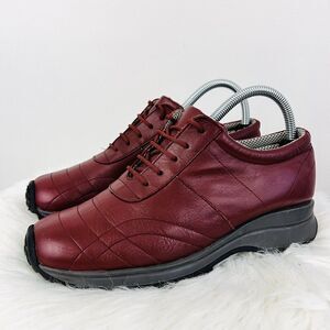 🎉Clearance🎉Nine West Red Soft Leather Lace Up Sneakers Polka Dot Lining Size 7